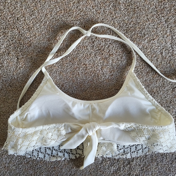 Xhilaration ivory lace bikini m/l - Picture 5 of 8